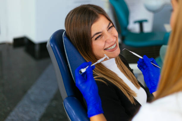 Best Dental Bonding  in Gladstone, MI
