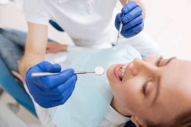 Emergency Dental Services in Gladstone, MI